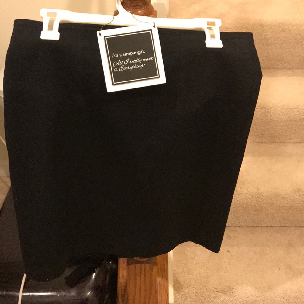 GAP black skirt
